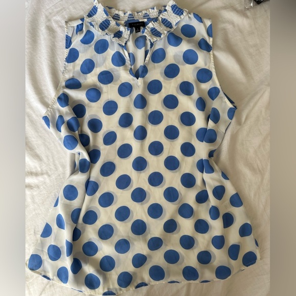 Talbots White and Blue Polka Dot sleeveless mock neck lightweight top - Picture 4 of 4
